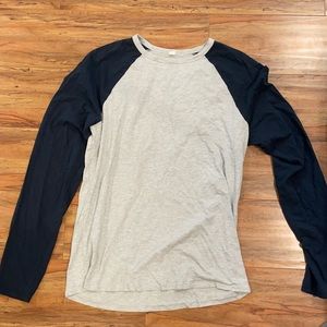 Lululemon long sleeve tee
